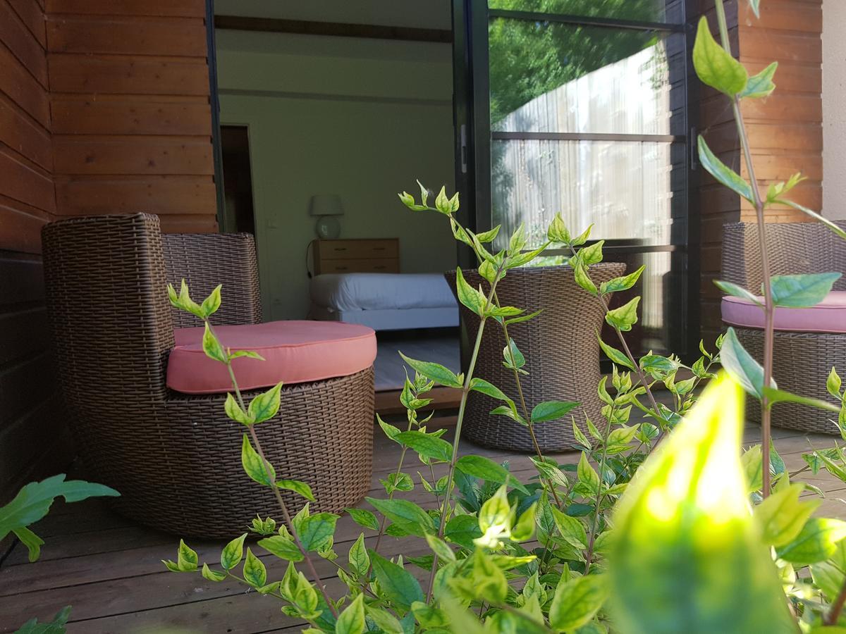 Le Vieux Logis De Clam Hotel Exterior photo